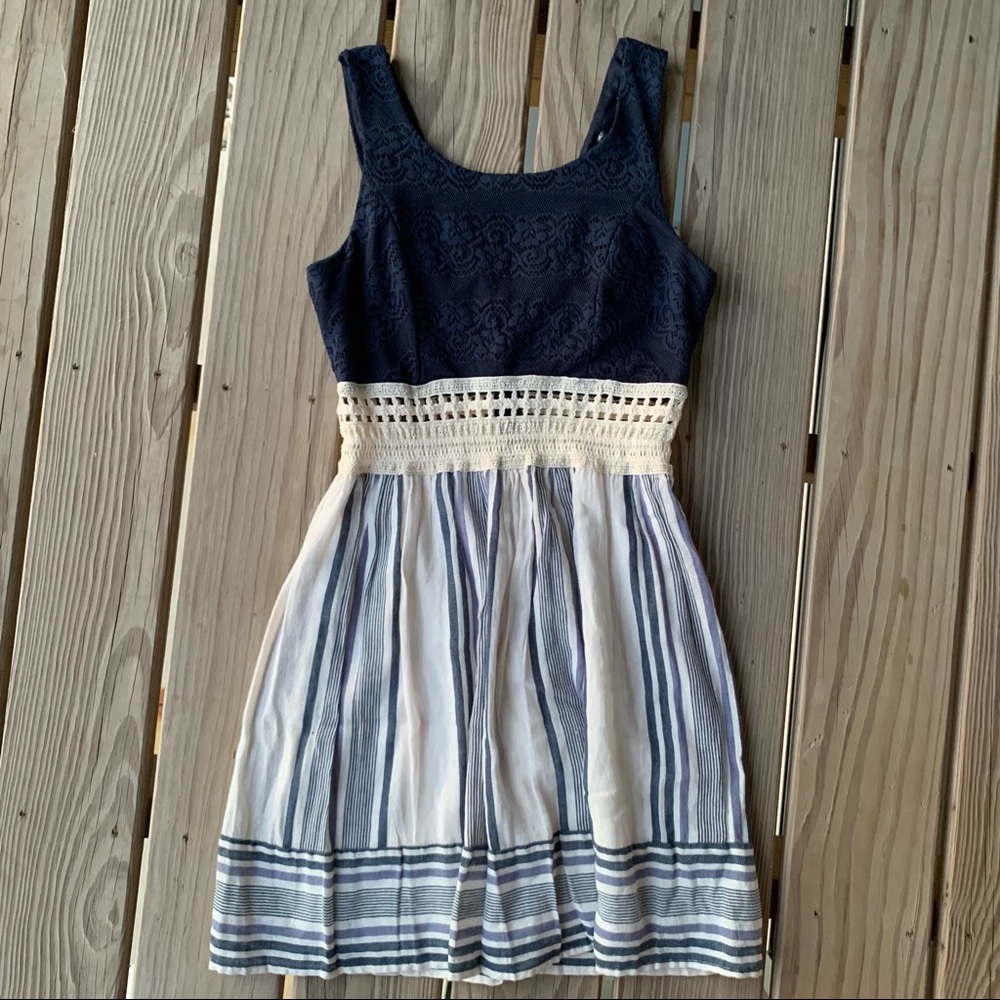 Cute Mid-Length Dress